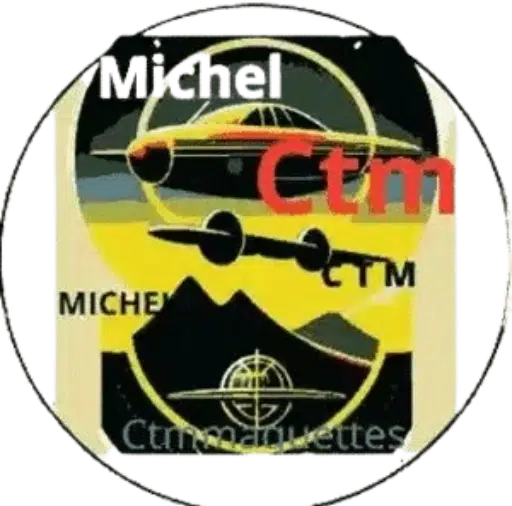 Un logo circulaire présente une voiture ancienne et un avion dans une palette de couleurs jaune et noire avec les noms « Michel » et « Ctm » bien en évidence. La moitié inférieure montre une chaîne de montagnes avec un graphique de type radar. L'arrière-plan combine des éléments noirs, jaunes et rouges.